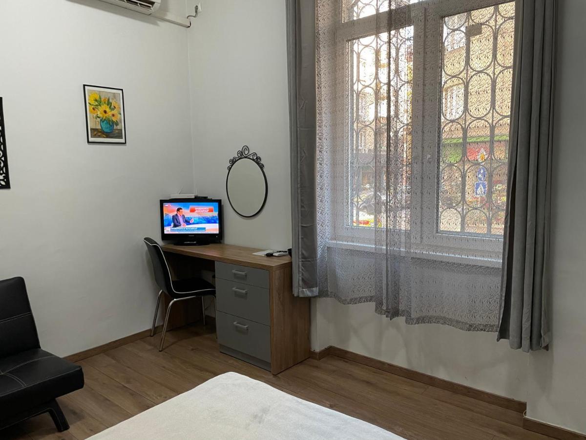 The Central Post Apartments Sofia Esterno foto