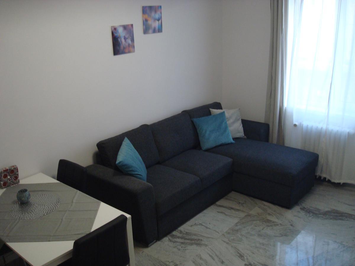 The Central Post Apartments Sofia Esterno foto